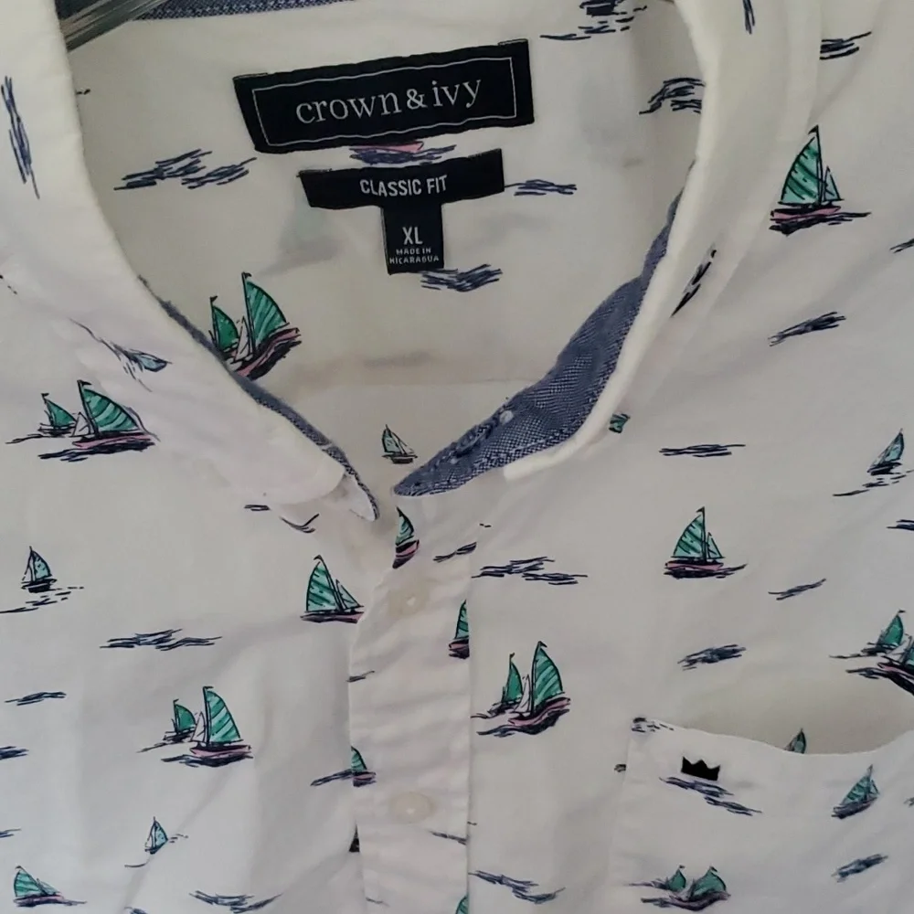 Crown & Ivy short sleeve shirt - Picture 3 of 8